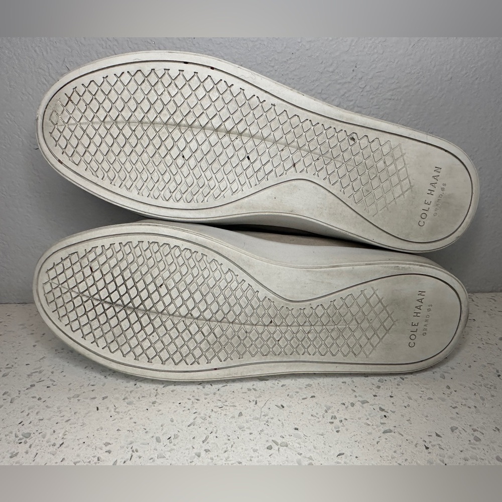COLE HAAN Grand Crosscourt Scallop Slip-On Leather Shoes Women's Size 9B - Picture 10 of 10